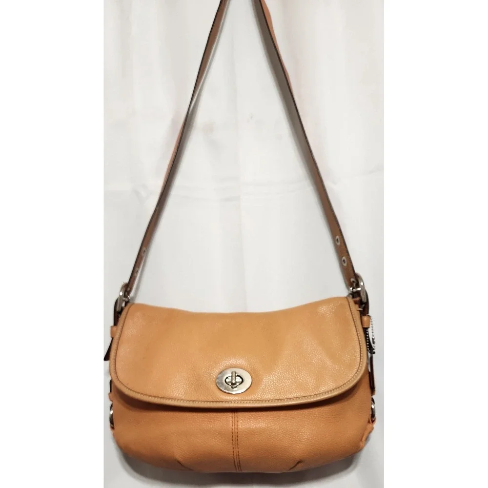 Coach  Legacy Turnlock Flap Pebbled Leather Shoulder Bag F15170 Turnlock Ginger